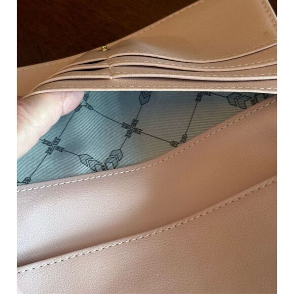 AIMEE KESTENBERG - EUC "Marietta" Flat Bifold Wallet in Blush Pink Vegan Leather - Picture 8 of 12
